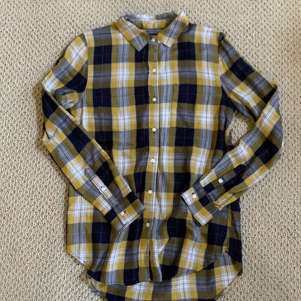 Banana Republic boyfriend fit long sleeve
